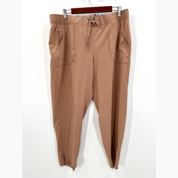 ALL IN MOTION Woman's Nude/Pink Lightweight Track Pants Size XL - Picture 1 of 11
